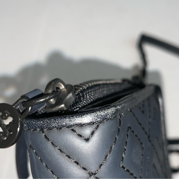 Tory Burch wallet on a chain - Picture 9 of 10